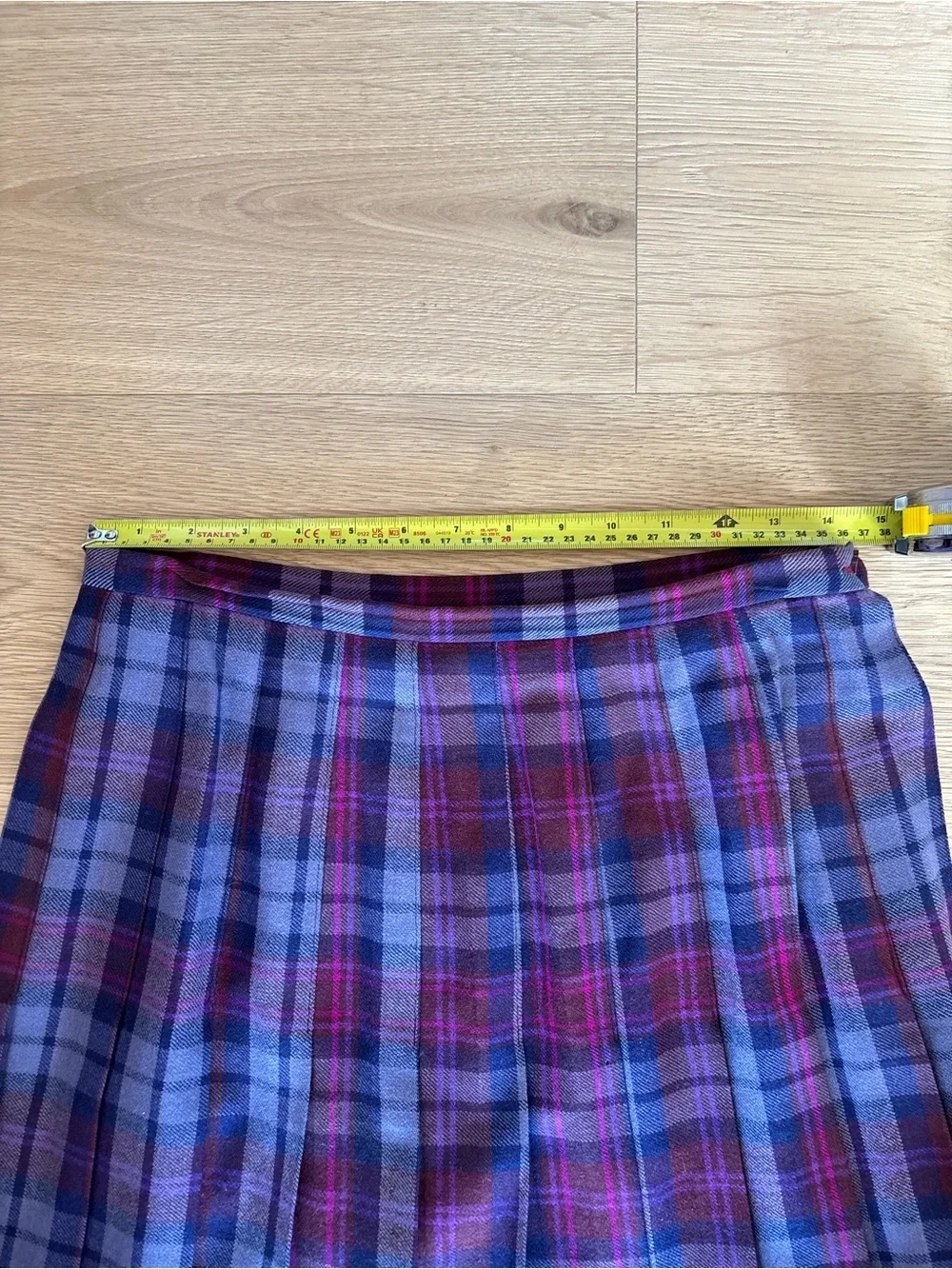 VTG Ireland 100% Wool Purple Plaid Tartan Pleated Women’s Skirt, Lined, Midi, 28